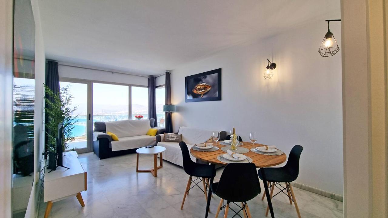 Planta 39 - Impresionantes Vistas Al Mar Apartment Benidorm Bagian luar foto